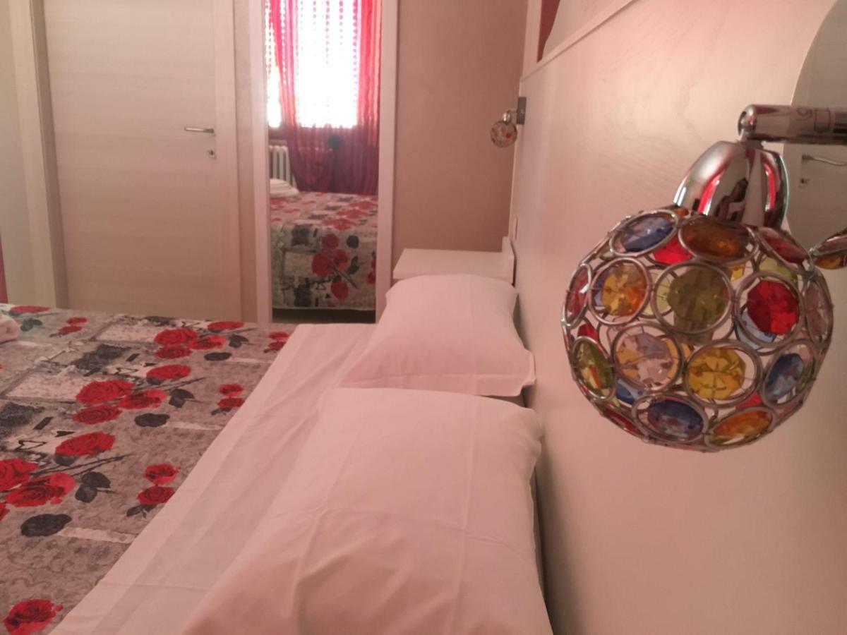 Il Rifugio Di Dante Bed & Breakfast ซินาลุงกา ภายนอก รูปภาพ