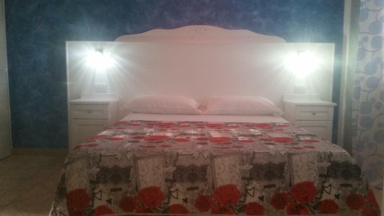 Il Rifugio Di Dante Bed & Breakfast ซินาลุงกา ภายนอก รูปภาพ